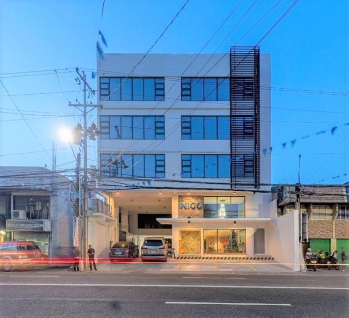 Hotel Inigo Легазпи Екстериор снимка