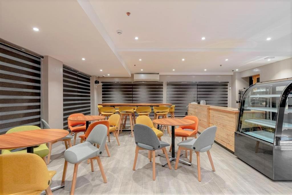 Hotel Inigo Легазпи Екстериор снимка