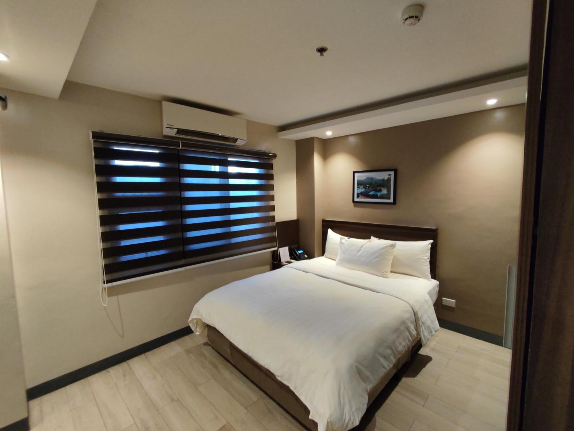 Hotel Inigo Легазпи Екстериор снимка